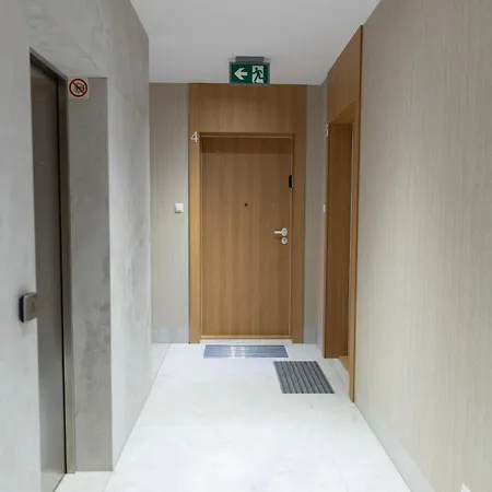 Mb By The Sea - Dolcevita Premium Apartment