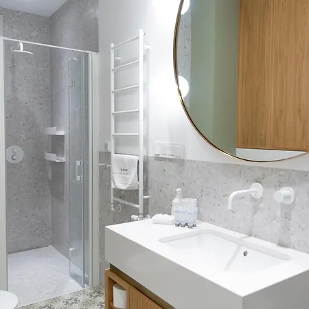 شقة Mb By The Sea - Dolcevita Premium غدينيا