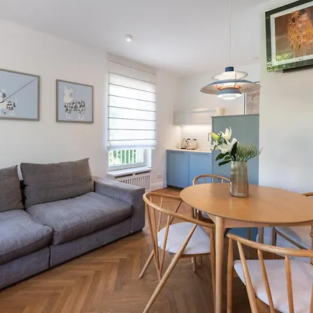 Mb By The Sea - Dolcevita Premium Apartment